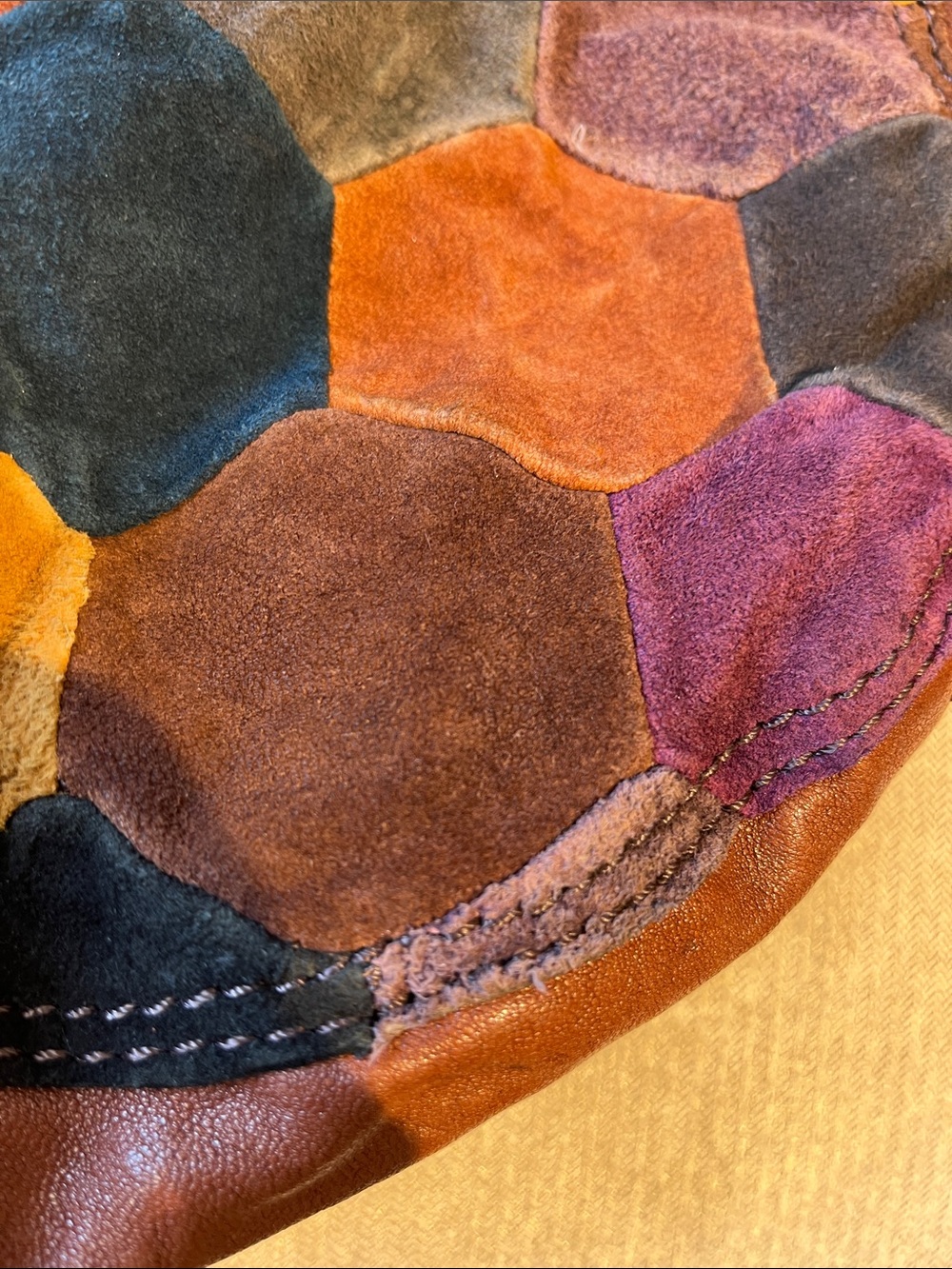 Lucky Brand Vintage Multicolor Hexagon Suede & Leather Shoulder Bag - Picture 4 of 6